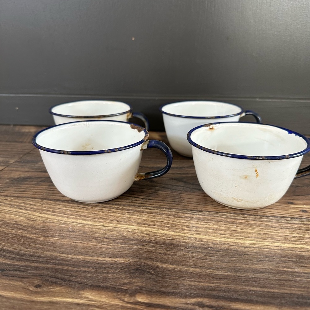 Vintage Enamelware coffee cups